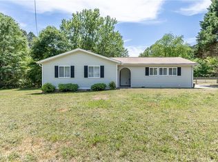 1597 Bennett Rd, Grayson, GA 30017