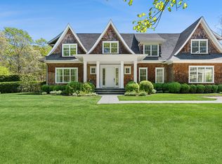 29 Broadway, Southampton, NY 11968