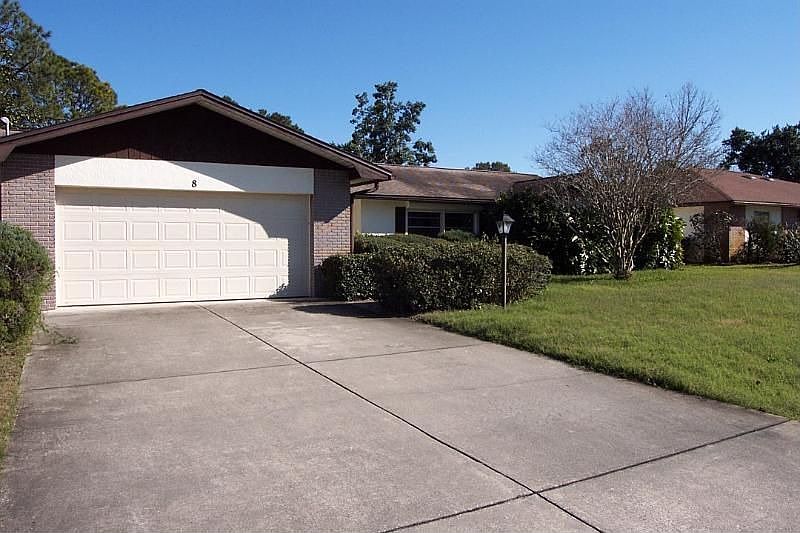 2nd image of 8 Flamingo Dr