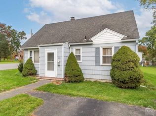 321 Grandview Ave, Catskill, NY 12414