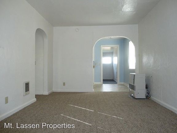 2nd image of 457 Hall St