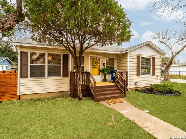 823 GREER ST, San Antonio, TX 78210