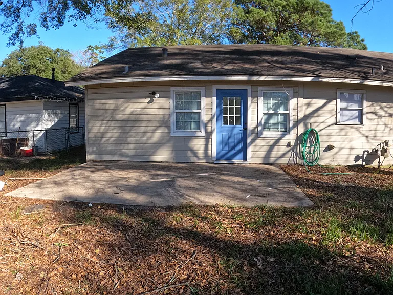 765 Callaway Dr — Photo 24