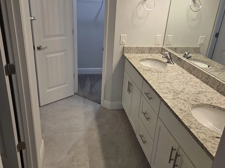 2437 Hagoplan Ave SW — Photo 11