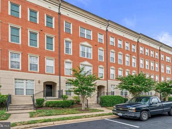 7808 Cedar Branch Dr, Gainesville, VA 20155