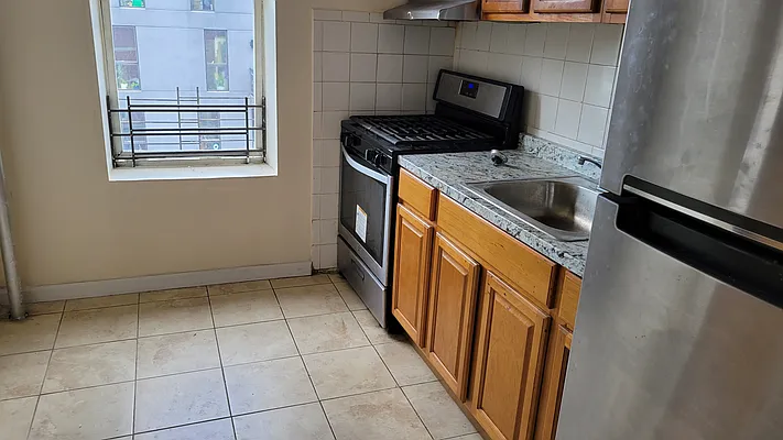 Rented by Obiajula Ugbomah, LREB | media 13