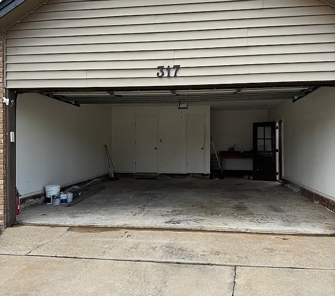 E Parkland Dr — Photo 4
