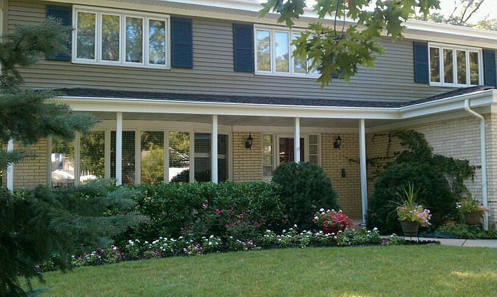 1st image of 1100 Vernon Dr