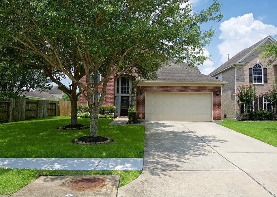 2nd image of 2914 Indigo Dr