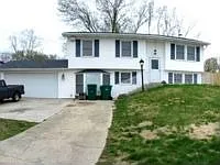 301 Garner Ave photo 1