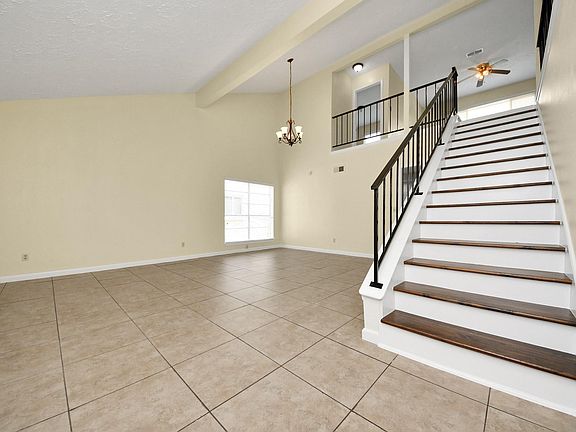 3rd image of 13507 White Cliff Dr