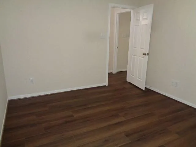 6702 Castle Terrace Ct — Photo 25