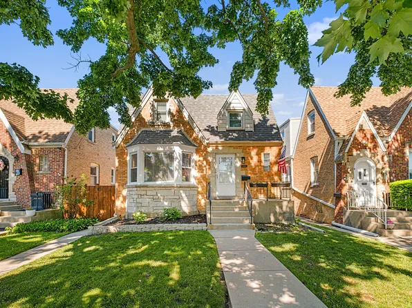 5704 N Major Ave, Chicago, IL 60646