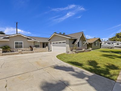 8121 Taylor Dr, Huntington Beach, CA, 92646