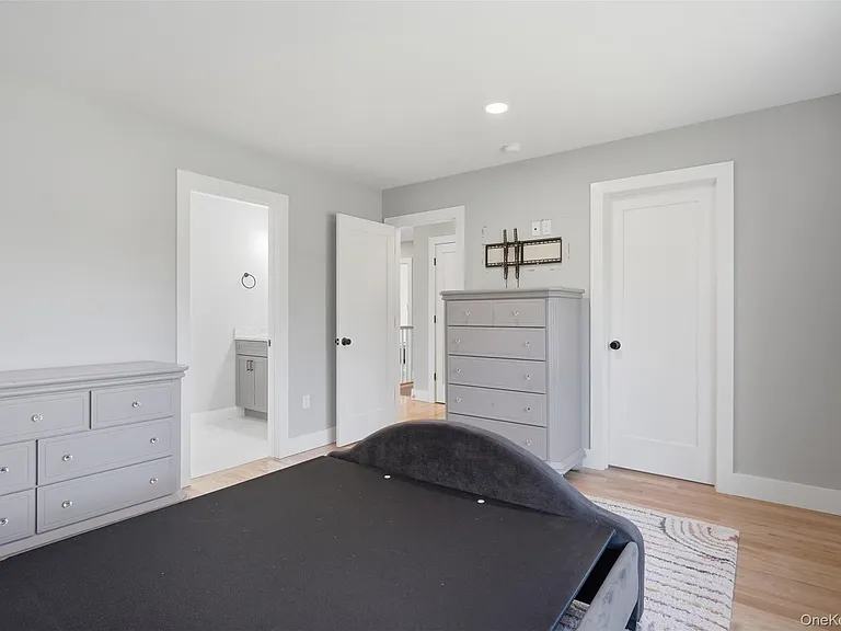 112 Pine Grove Rd — Photo 21