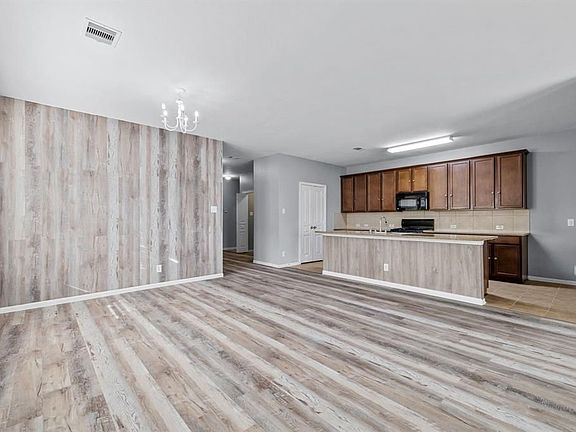 5th image of 6722 Wide Creek Dr