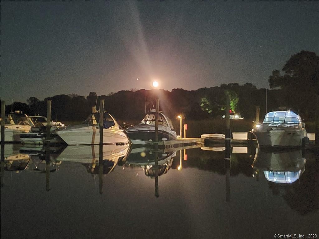 243 Harbor St, Branford, CT 06405 Zillow