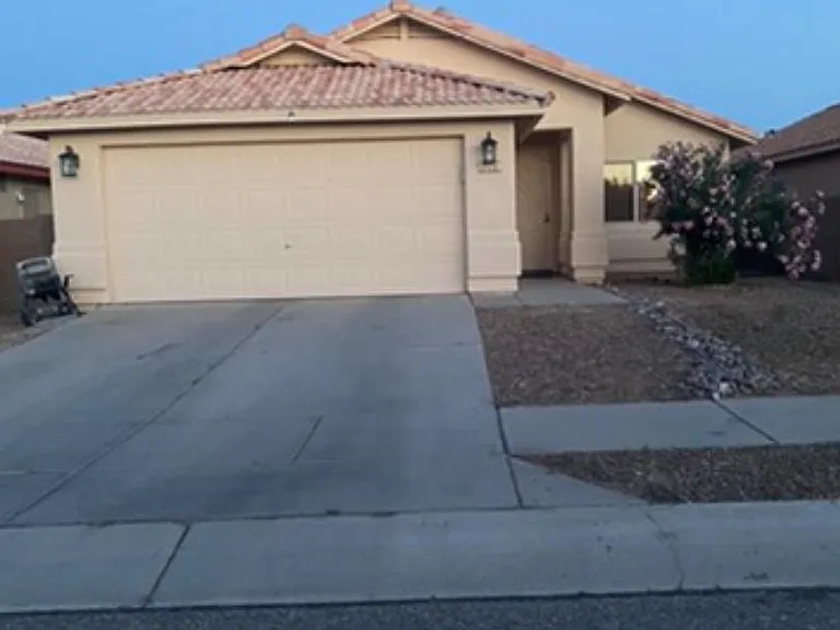 7769 S Precious Opal Dr — Photo 1