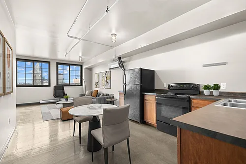 AT Lofts Photo 1