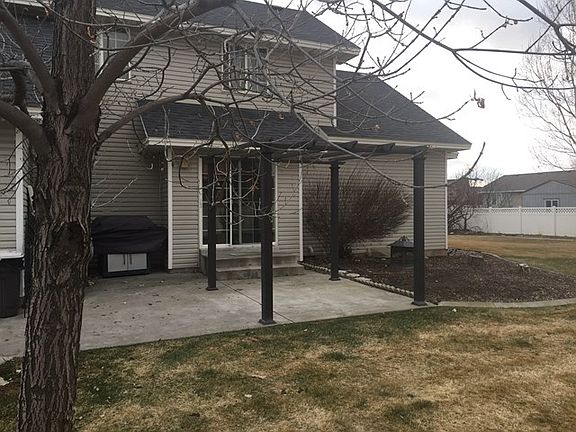 4th image of 310 N Red Fox Dr