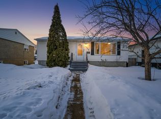 13116 63rd St NW, Edmonton, AB T5A0W8
