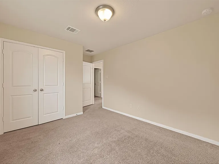 6126 Prince Place Dr — Photo 31