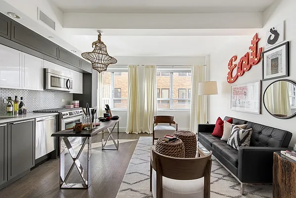 Sold by Nest Seekers International | media 47