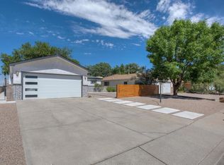 1609 California St NE, Albuquerque, NM 87110