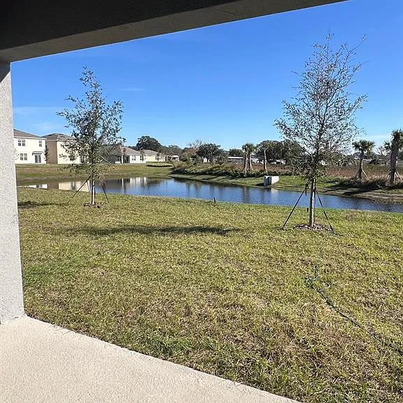 631 Park Place Blvd — Photo 5