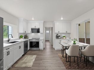 326 Park St, Mullan, ID 83846