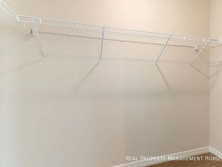 17769 Crescent Moon Loop — Photo 14