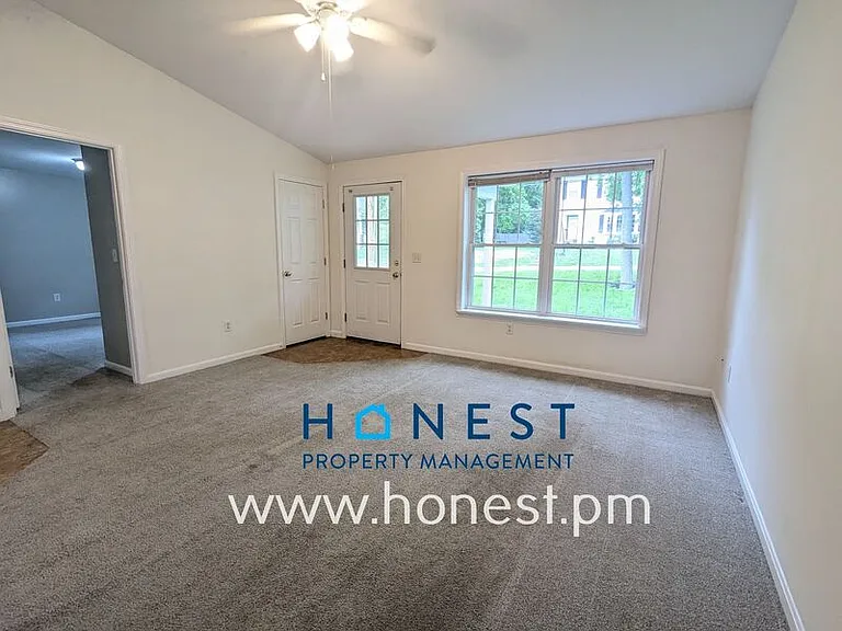 5 Crooker St #2 — Photo 11