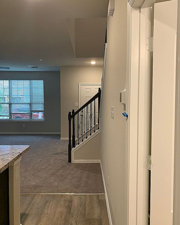 1st image of 3425 Cricket Dr
