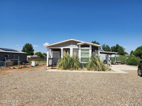24420 N MARBLEHEAD Avenue, Paulden, AZ 86334