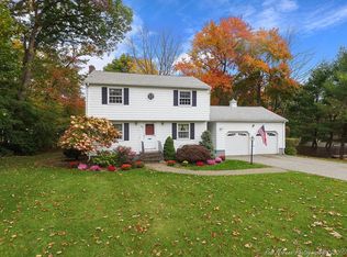 15 Sandra Ln, North Andover, MA 01845