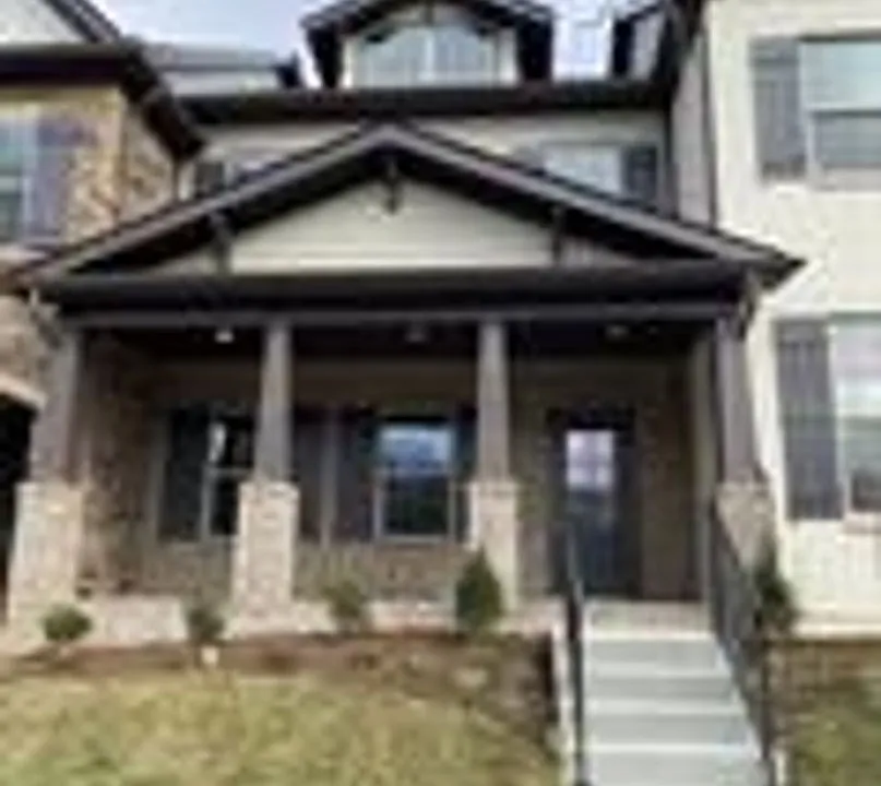 247 Claremont Ct