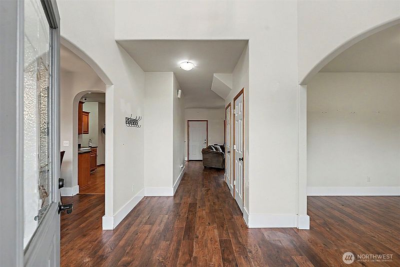 3rd image of 17513 Dusty Court SW