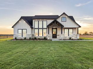 971 County Road 5715, Natalia, TX 78059