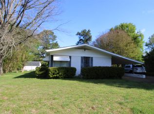 45 Raymond St, Atwood, TN 38220