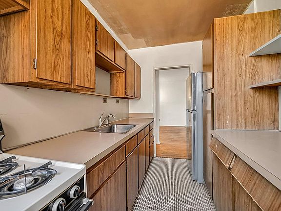 5th image of 26-26 141st St Unit 6-A
