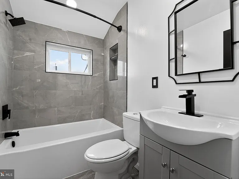 643 S Wickham Rd — Photo 26