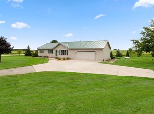 4107 Cottonwood Ave, Oshkosh, WI 54904