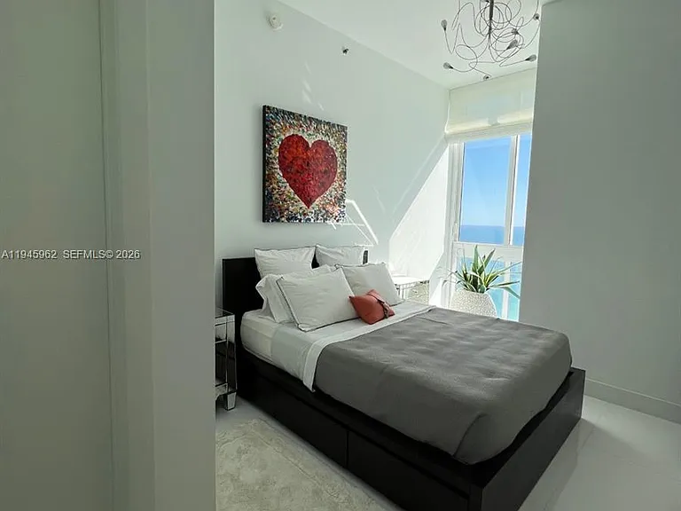 15811 Collins Ave #4101 — Photo 8
