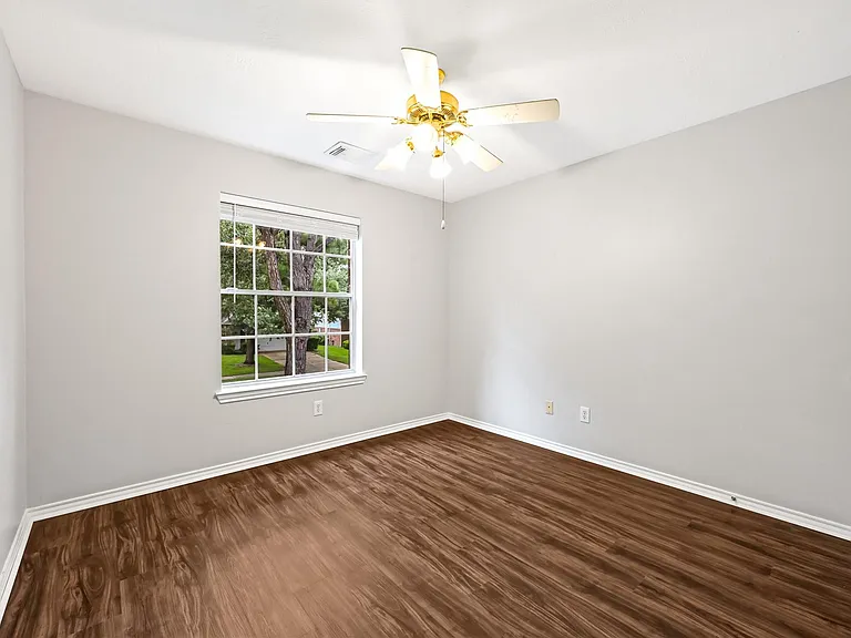 3115 Glenthorpe Ln — Photo 26