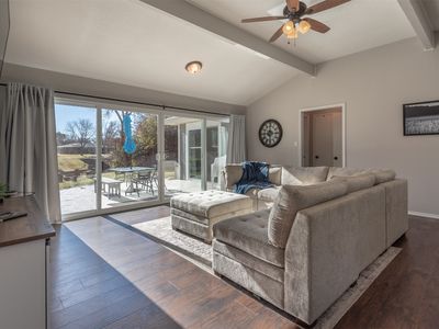 217 Granada Calle St, Granbury, TX, 76049