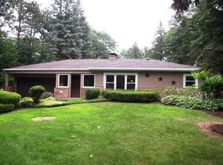 5 Coronet Ct, Niskayuna, NY 12309