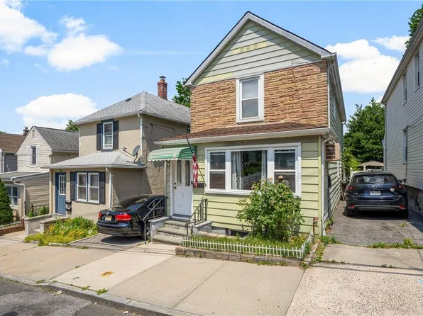 63 Woodbury Street, New Rochelle, NY 10805