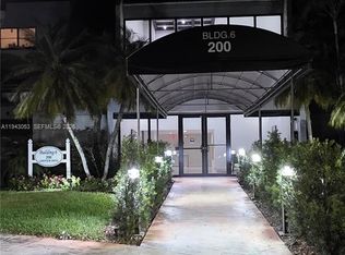 Racquet Club, Weston, FL 33326