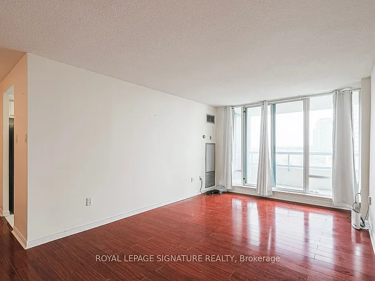 7250 Yonge St #1003 — Photo 13