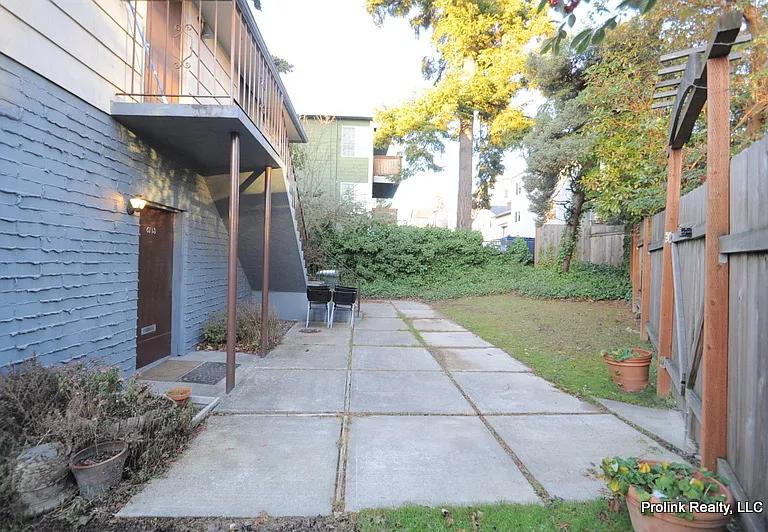 4713 Sand Point Way NE — Photo 1